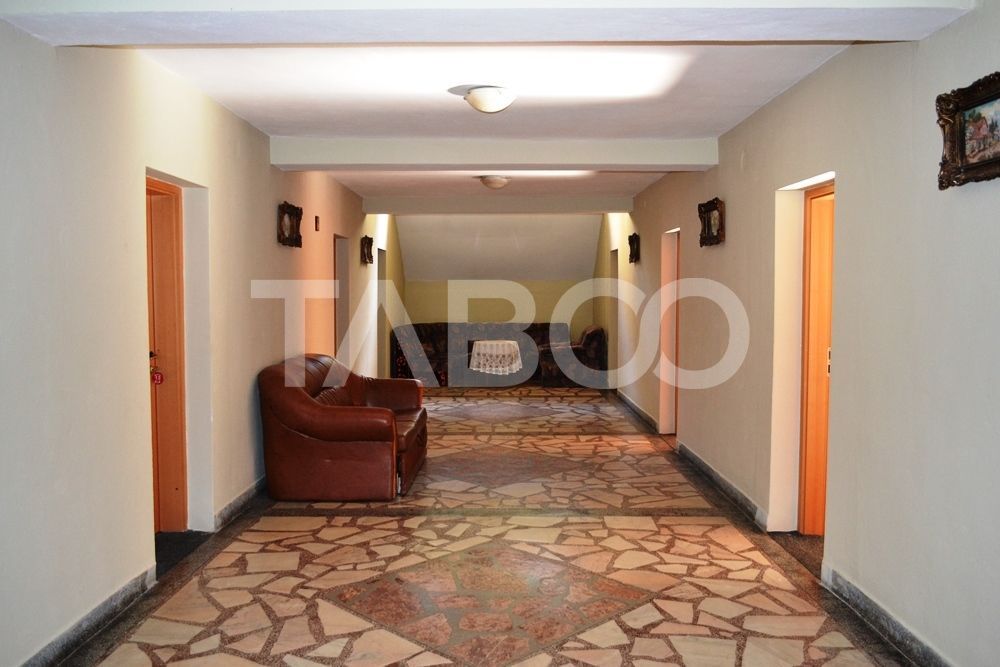 Pensiune de vanzare in Talmaciu judetul Sibiu renovata cu 26 camere – fotografia 22 din 27
