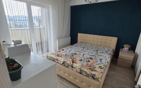 Apartament de vanzare, 2 camere, terasa 30 mp, panorama, LIFT, zona Vivo-BMW!