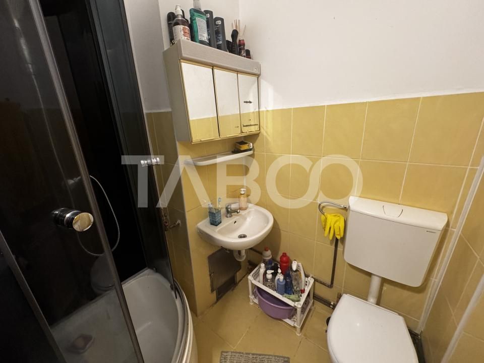 COMISION 0 - Apartament 4 camere 2 bai pivnta si balcon 8 mp Cisnadie – fotografia 13 din 19