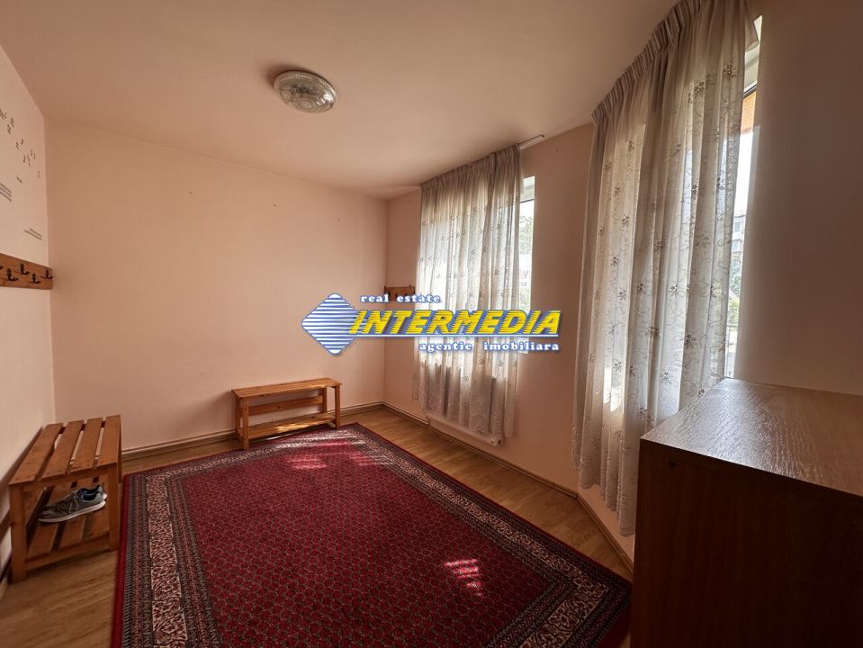 Vanzare Casa D+P+2E+Pod cu 10 camere, garaj si curte în zona Cetate, Alba Iulia – fotografia 26 din 52