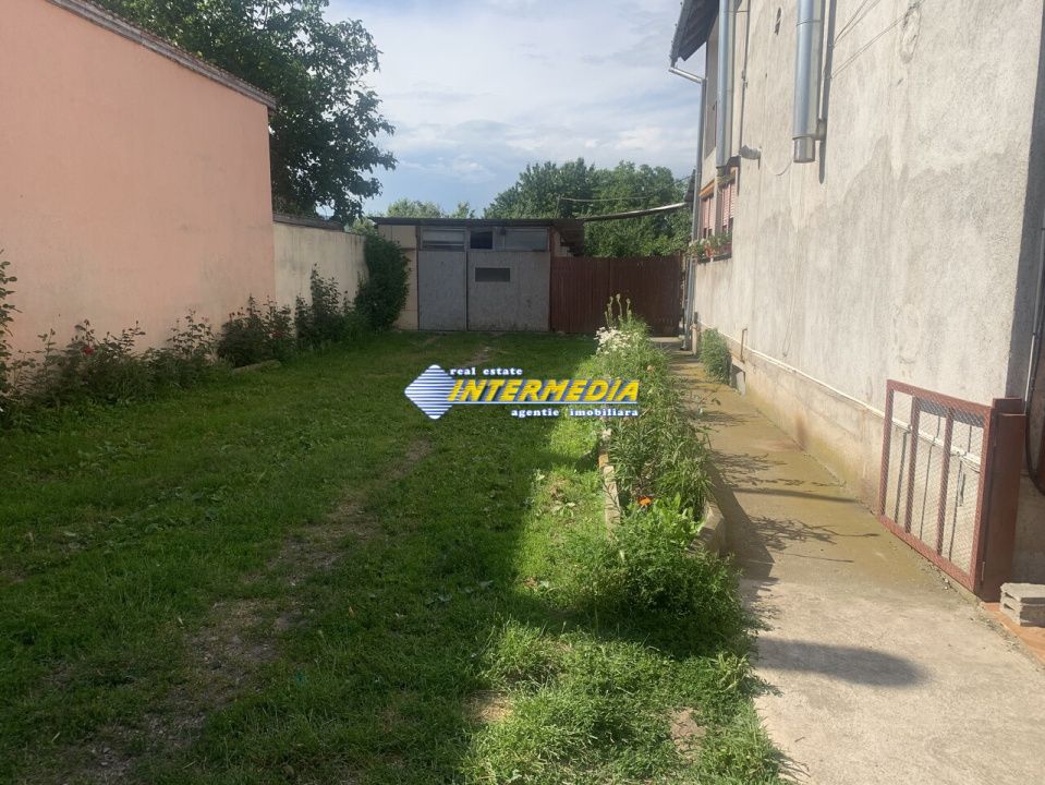 Casa de vanzare 5 camere teren aferent 1410 mp cu toate utilitatile zona Oarda – fotografia 24 din 33