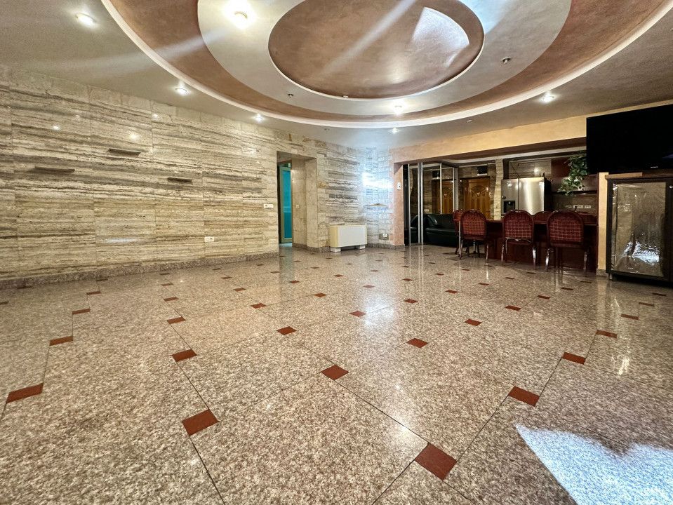Spatiu de Inchiriat-Faleza Nord,Constanța -  220mp, la doar 2 minute de plaja – fotografia 2 din 12