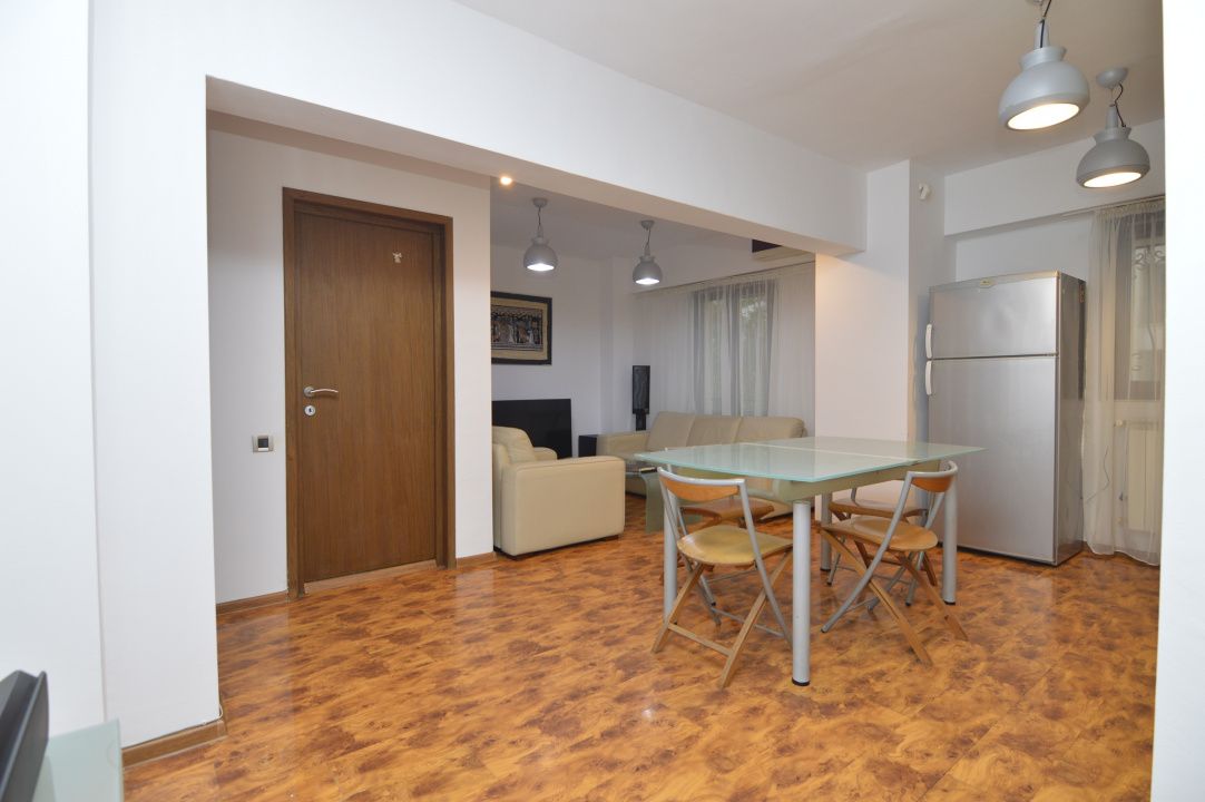 INCHIRIERE APARTAMENT 3 CAMERE UNIRII-CAMERA DE COMERT – fotografia 4 din 21
