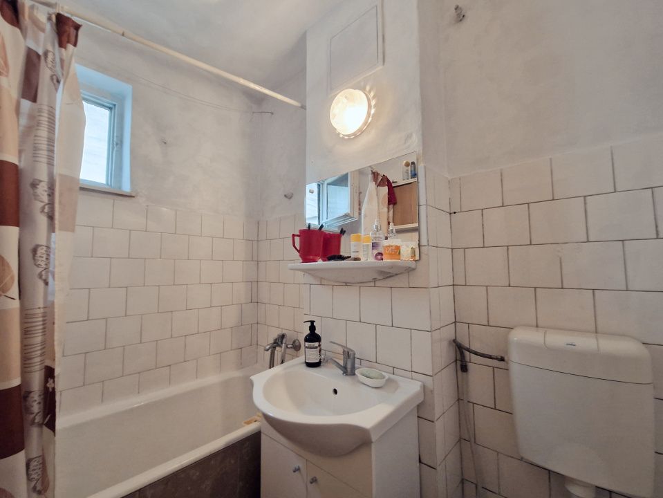 Apartament spatios, etaj intermediar, zona Academiei de muzica – fotografia 12 din 24