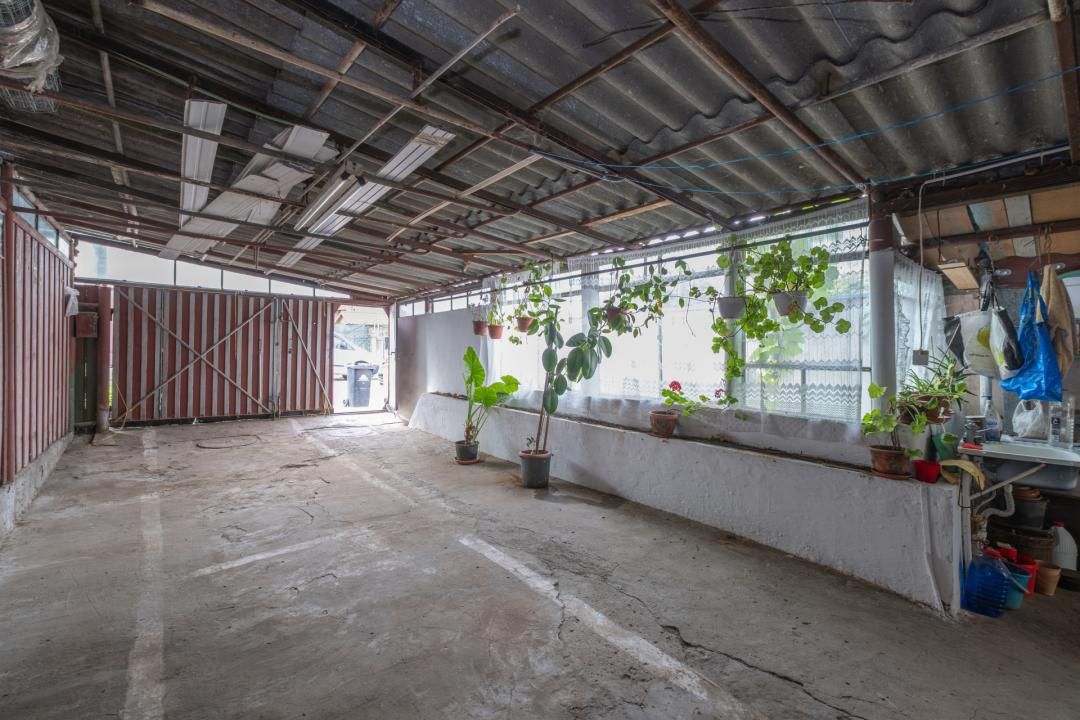 Casă din cărămidă, cu garaj și curte proprie – zona centrală Constanța – fotografia 19 din 21