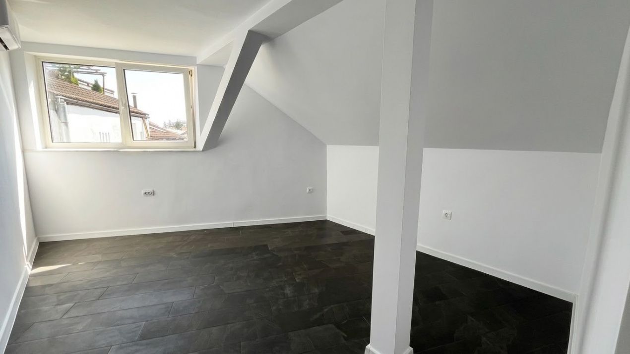 Spatiu birou/ Apartament de inchiriat in zona Garii – fotografia 9 din 12