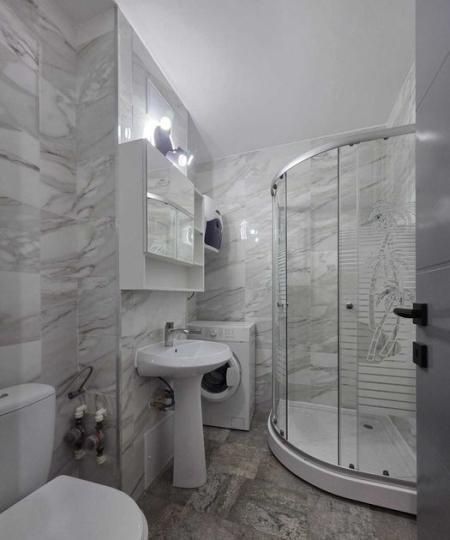 Garsoniera de inchiriat | Basarabia | Metrou | Boiler | Zona Verde | Renovat – fotografia 5 din 6