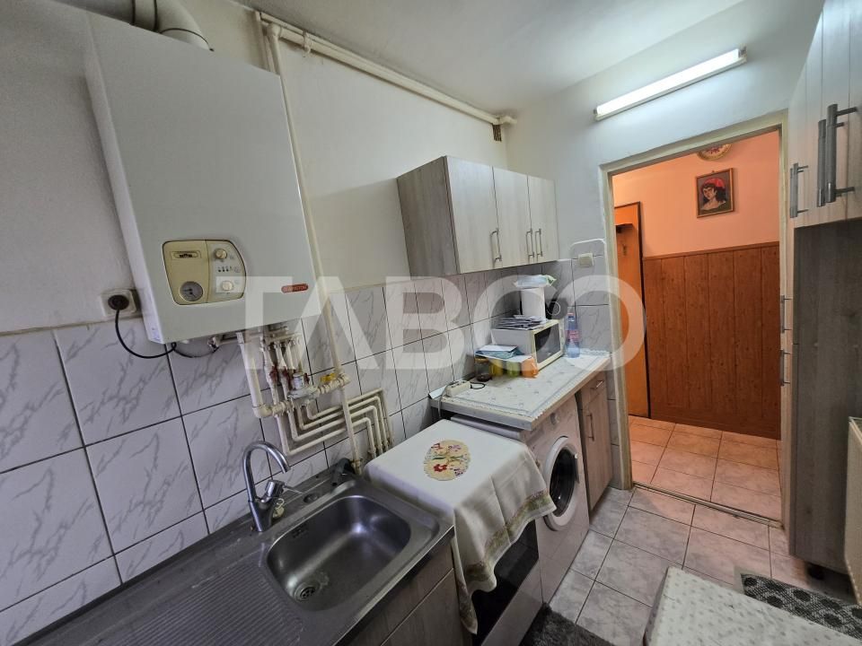 Apartament 2 camere de vanzare etaj intermediar 36mp zona Vasile Aaron – fotografia 12 din 12