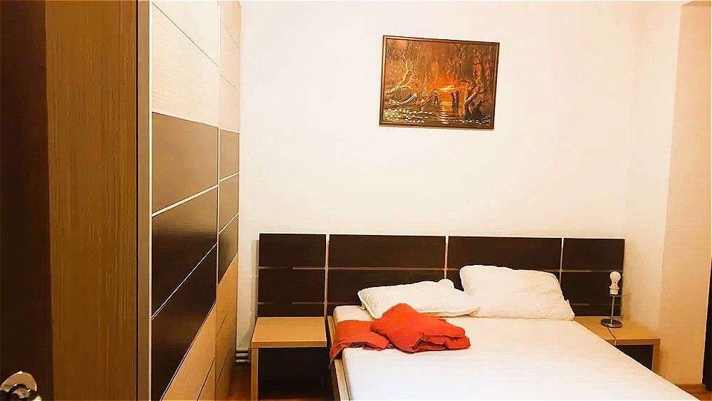 Comision 0 - Apartament 3 Camere - Loc de Parcare Primarie - Zona Centrala – fotografia 6 din 8