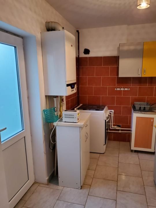 Casa 5 Camere | Piata Alba Iulia - Popa Nan | Teren 232 mp | Singur Curte – fotografia 9 din 12