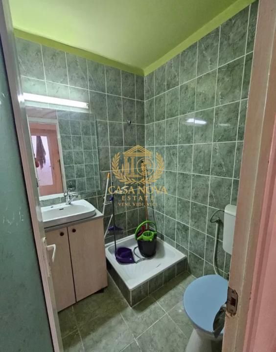 Apartament 3 camere 70mp, cartier Intre Lacuri, 2 bai, parcare, balcon – fotografia 8 din 8