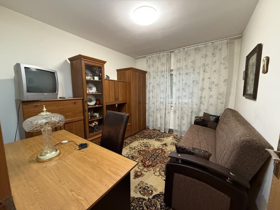 Apartament cu 3 camere, decomandat, 65 mp utili, etaj 4 cu acoperis - Soarelui – fotografia 4 din 11