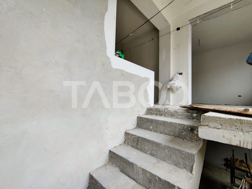 Comision 0% Casa tip duplex de vanzare 6 camere cu teren Saliste Sibiu – fotografia 10 din 16