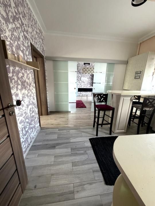 Apartament 3 camere de inchiriat, in zona Dealuri, Oradea – fotografia 3 din 9