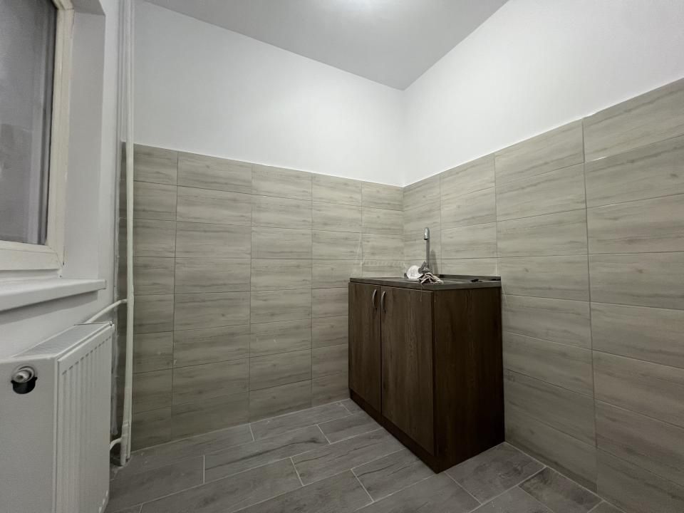 Garsoniera 22 mp, parter, renovata, bucatarie separata - Buziasului – fotografia 5 din 7