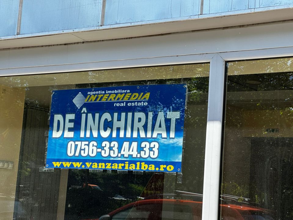 INCHIRIERE Spațiu comercial 173 mp. Vitrina Mare la Bulevard CETATE Alba Iulia – fotografia 4 din 34