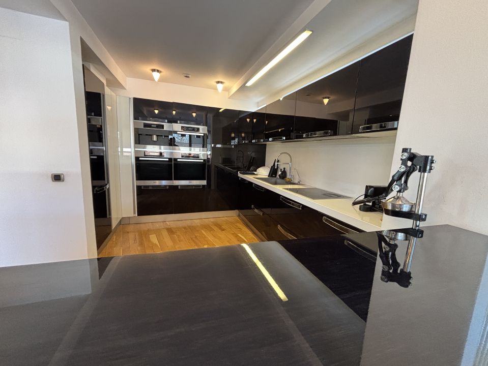 🏠 Vila Moderna - S+P+2 - Piscina Incalzita - Garaj - Andronache - Comision 0% – fotografia 7 din 20