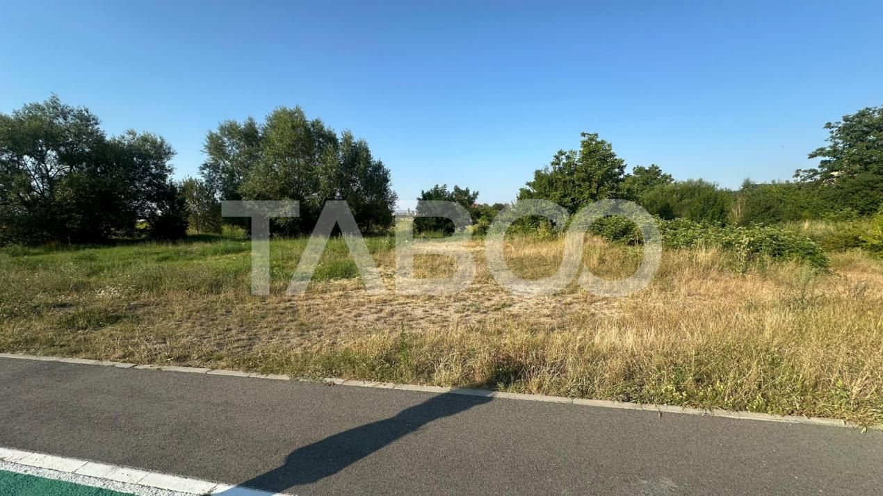Teren 472 mp intravilan de vanzare la drum asfaltat zona Strand Sibiu – fotografia 2 din 2