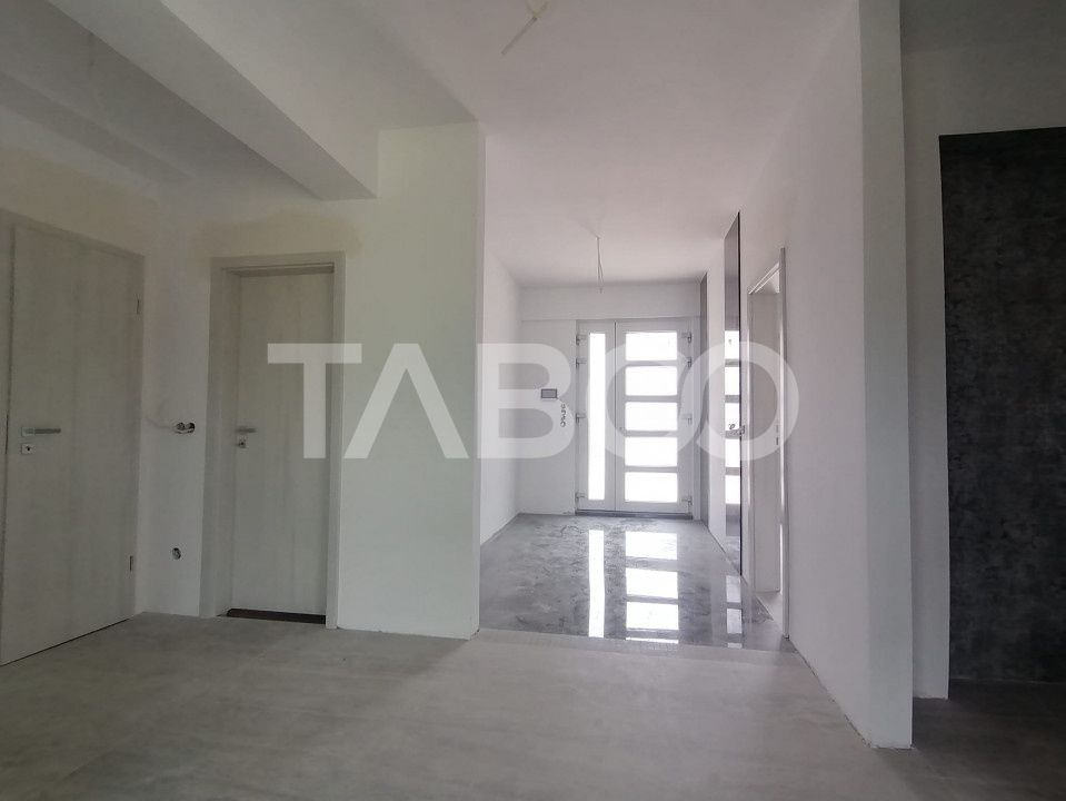Casa superba de inchiriat 5 camere cu teren si piscina Cisnadie – fotografia 10 din 23