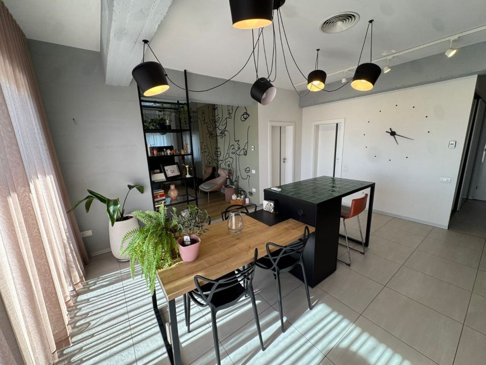 Apartament 2 camere, 78.08 mp, cartier Cornitoiu, zona Politia Pasapoarte – fotografia 2 din 12