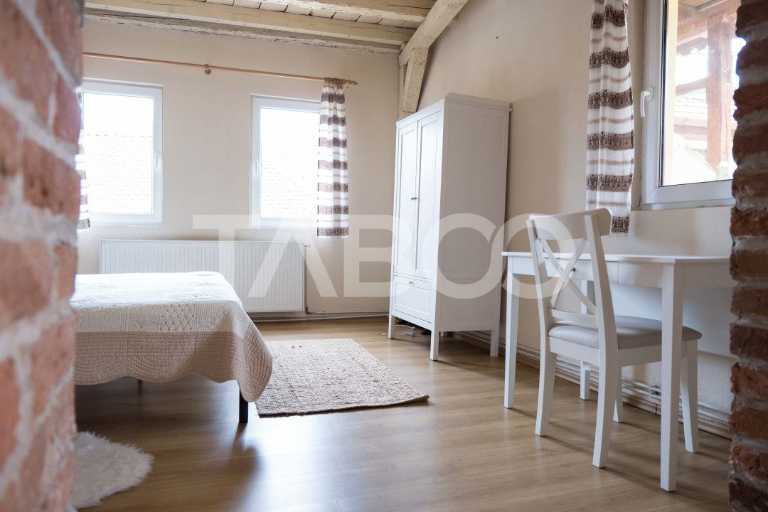 Casa de vanzare pretabila pensiune priveliste superba Fantanele Sibiu – fotografia 18 din 24