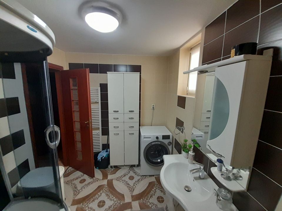 Apartament 3 camere DECOMANDAT, zona SENS – fotografia 5 din 15