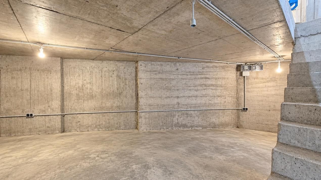 SPAȚIU COMERCIAL DE ÎNCHIRIAT CENTRAL – fotografia 7 din 8
