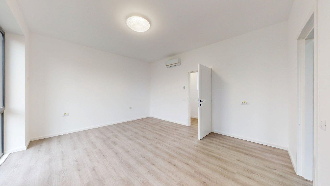 De Închiriat  -Vile -Oportunitate - Afacere- Chiar pe Bld Erou Iancu Nicolae – fotografia 5 din 20