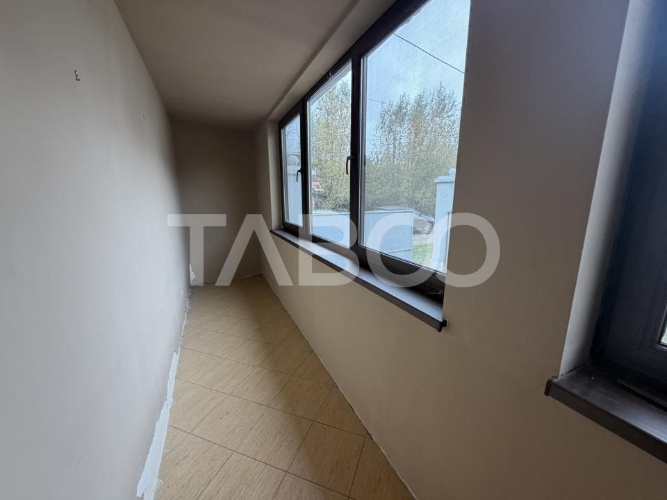 Casa cu potential de investite 8 camere 392 mpu teren 5724 m Gura Vaii – fotografia 7 din 16