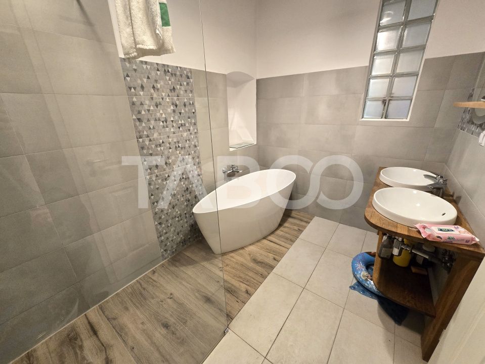 Apartament decomandat de vanzare cu pivnita in Centrul Istoric Sibiu – fotografia 8 din 13