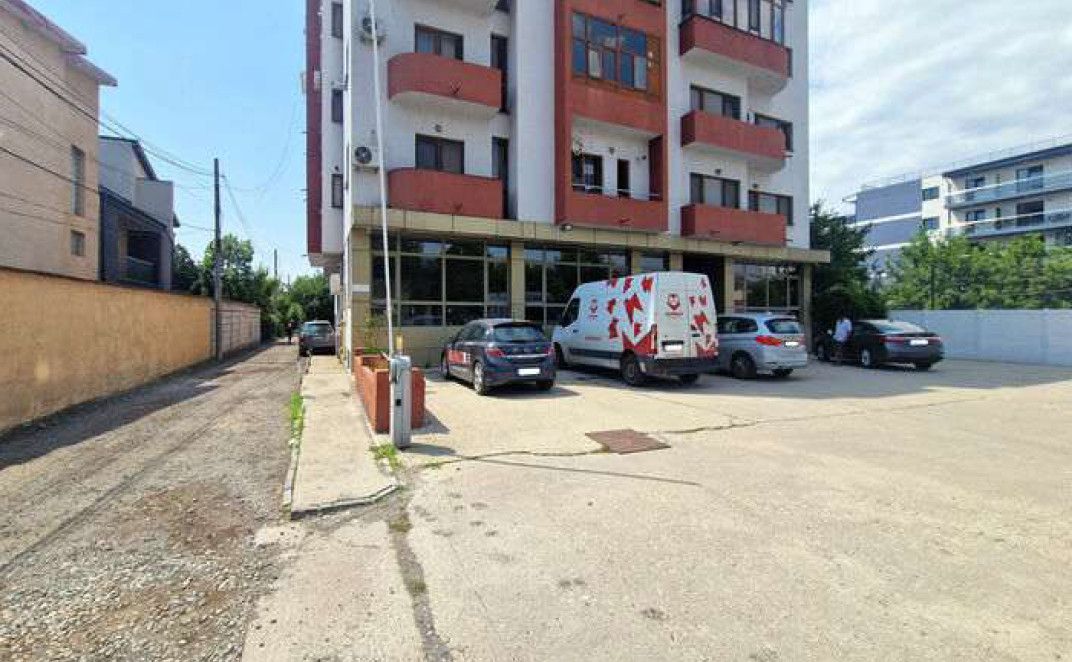 Spațiu comercial 790mp si teren 600mp - de vânzare, Prelungirea Ghencea – fotografia 1 din 8