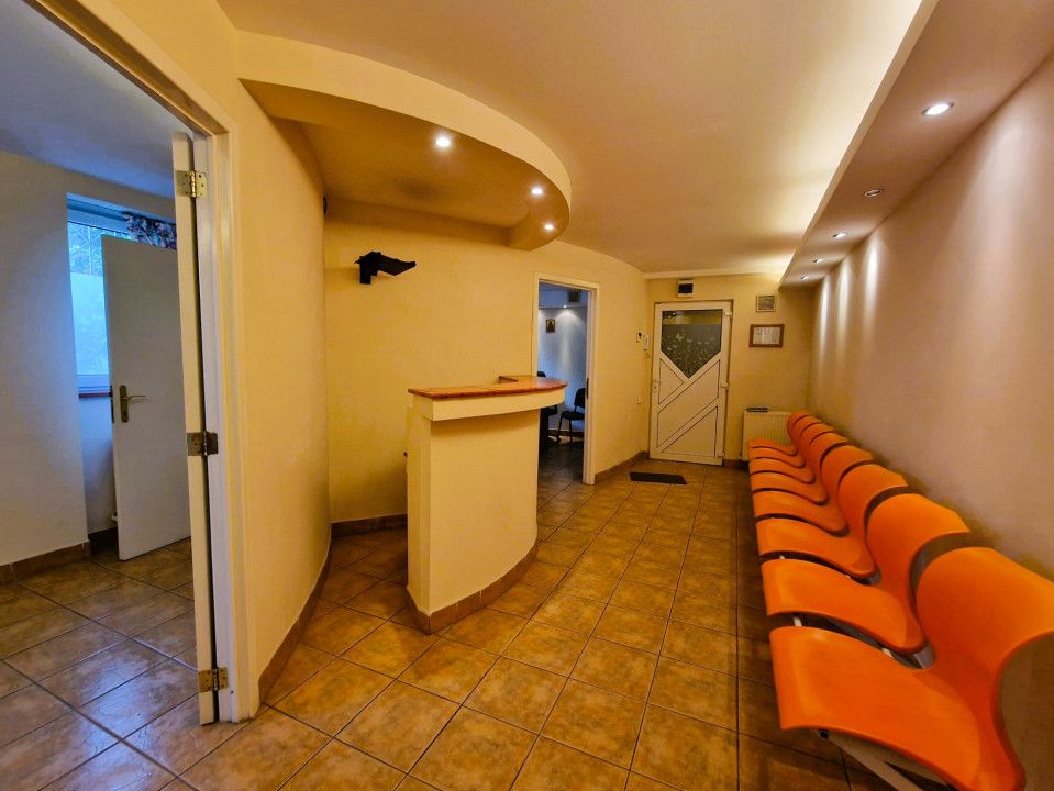 Apartament cu parcare in zona Centrala – fotografia 1 din 10