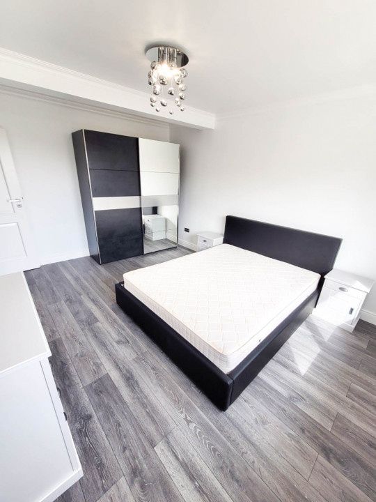 Casă premium cu 5 camere și piscină încălzită | Gruia – fotografia 10 din 12
