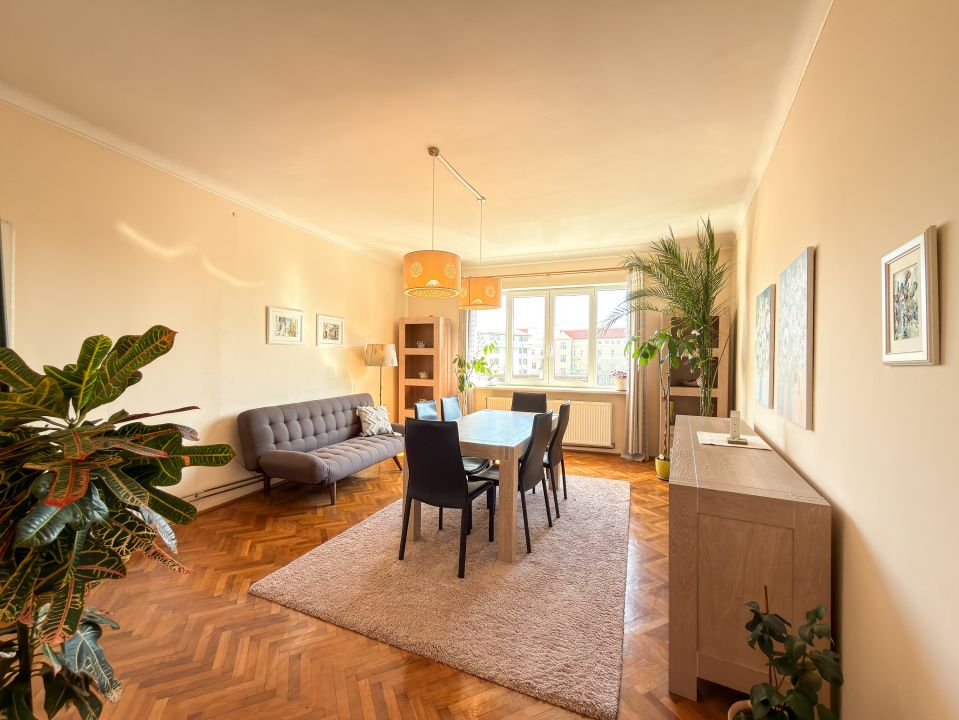 Apartament 4 camere | Str. Dealului | Parcare in curte interioara – fotografia 2 din 19