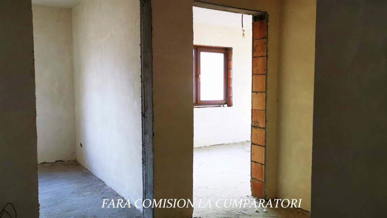 OLANESTI VILA CU TEREN GENEROS – fotografia 5 din 25