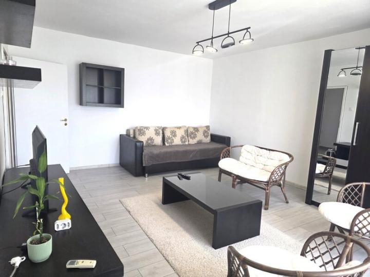 Garsoniera de inchiriat | Decebal | Utilat | Mobilat – fotografia 1 din 9