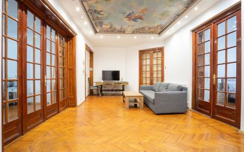 6-Room Apartment 🕰️ Cismigiu Garden 🕰️ Private Heating System 🕰️ Parking