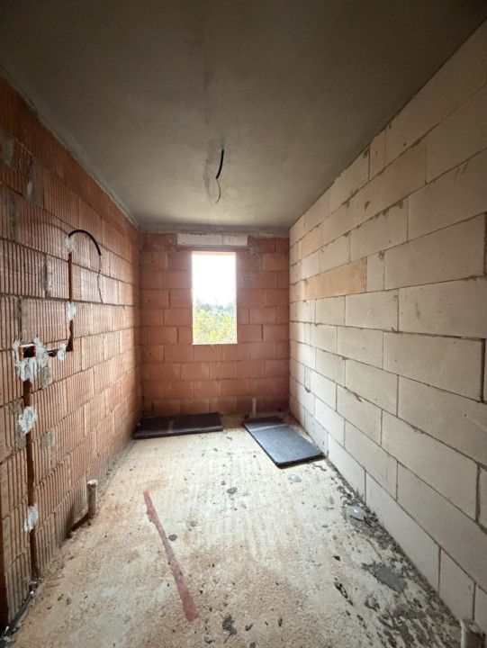 Casa individuala 4 camere, 405mp teren, 120mp utili in Utvin – fotografia 13 din 16