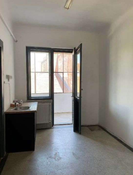 Apartament cu 4 camere, 125 Mp, ultracentral – Eroilor – fotografia 7 din 10