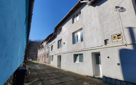 Imobil pretabil cămin de bătrâni+3.125mp teren în Slimnic - Sibiu