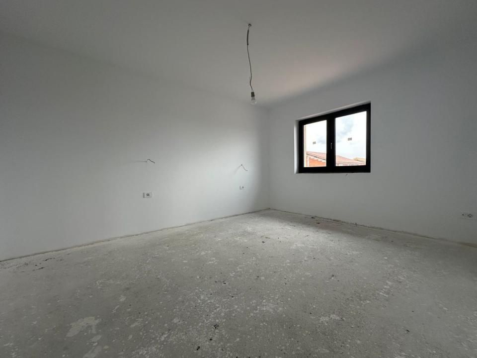 Casa individuala | Parter + Etaj | Toate utilitatile | Sacalaz | Teren generos | – fotografia 6 din 17