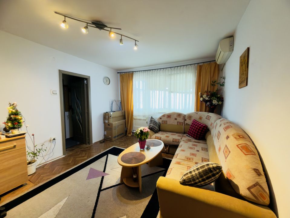 Apartament 3 camere, semidecomandat, 53mp utili, zona Girocului – fotografia 2 din 16