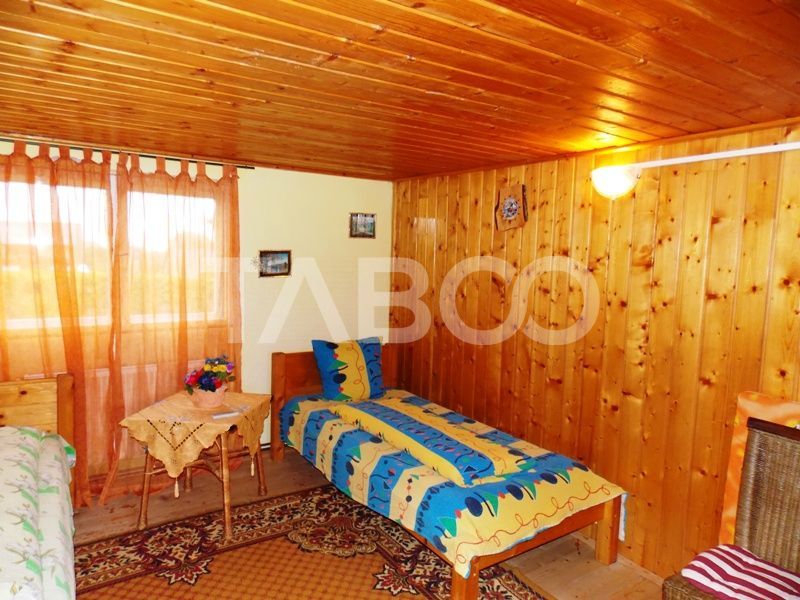 Pensiune de vanzare 13 camere si teren 3000 mp la cheie Comision 0% – fotografia 38 din 53