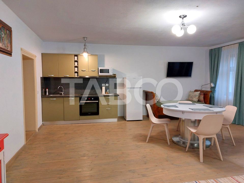 Casa 380 mp cu 6 apartamente individuale mobilate utilate Cisnadie – fotografia 26 din 36