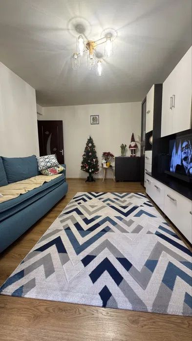 Apartament 2 camere decomandat, etaj 1, zona Primariei Floresti – fotografia 1 din 6