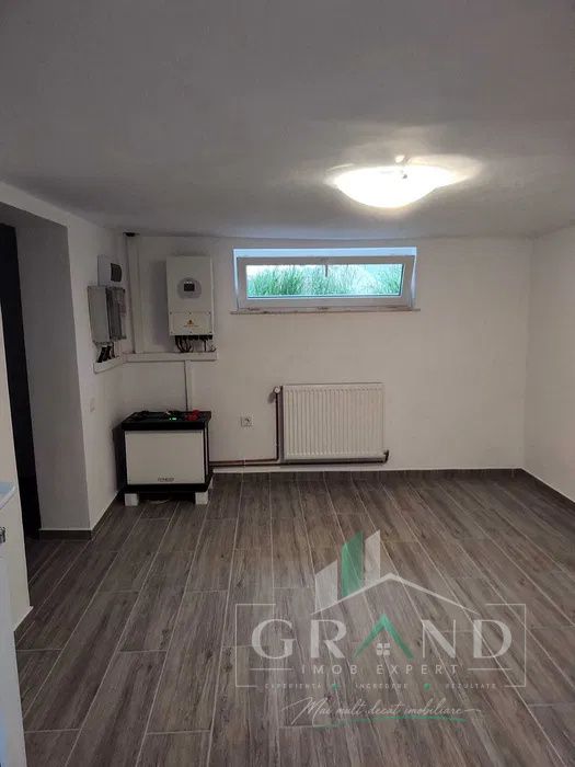Casa Moderna | 5 Camere | Curte Interioara | Garaj | Parcare | Iris/Oasului – fotografia 7 din 8