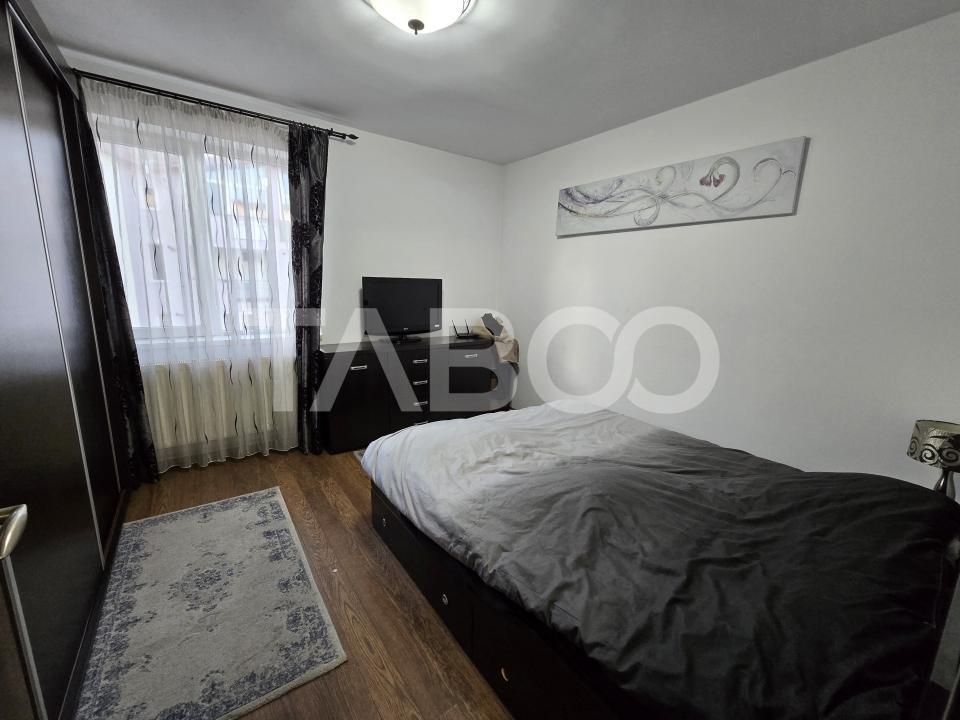 Apartament 3 camere decomandat mobilat balcon parcare Turnisor Sibiu – fotografia 3 din 13