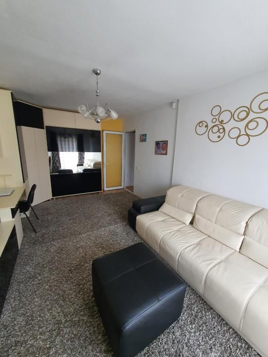 Apartament 2 camere decomandate – zona Eroilor – fotografia 2 din 7