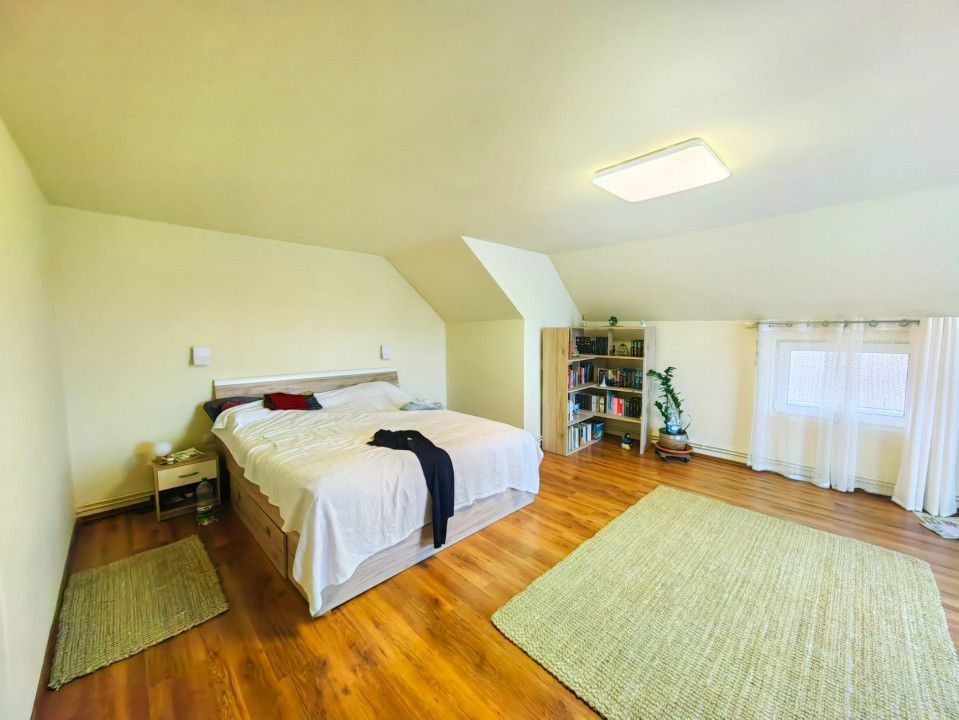 Casa Inedita , 300 mp utili, P+M,  5 bai, 6 dormitoare , 1975 mp teren,  Sacalaz – fotografia 35 din 91
