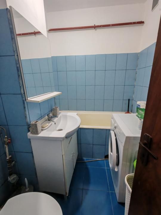 Inchiriere garsoniera cu centrala proprie, zona Titan-Costin Georgian – fotografia 4 din 6